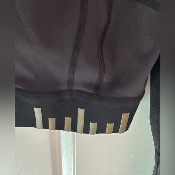 Lululemon Define Cropped Special Edition Jacket *Gold - Picture 12 of 12
